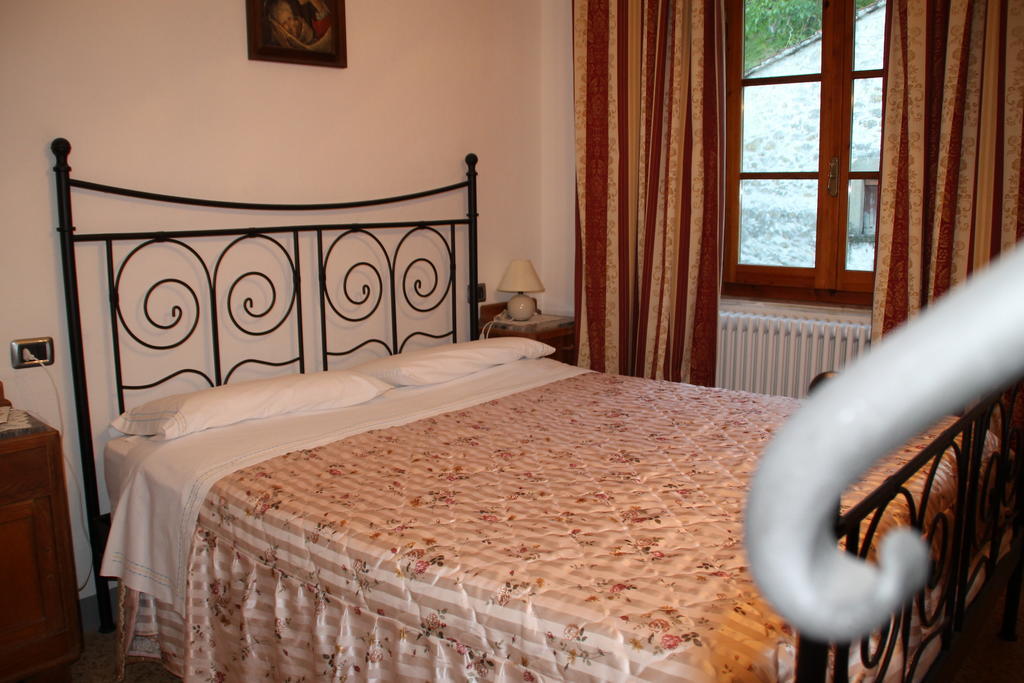 Alloggio per agriturismo I Chiosi Comano (Tuscany)