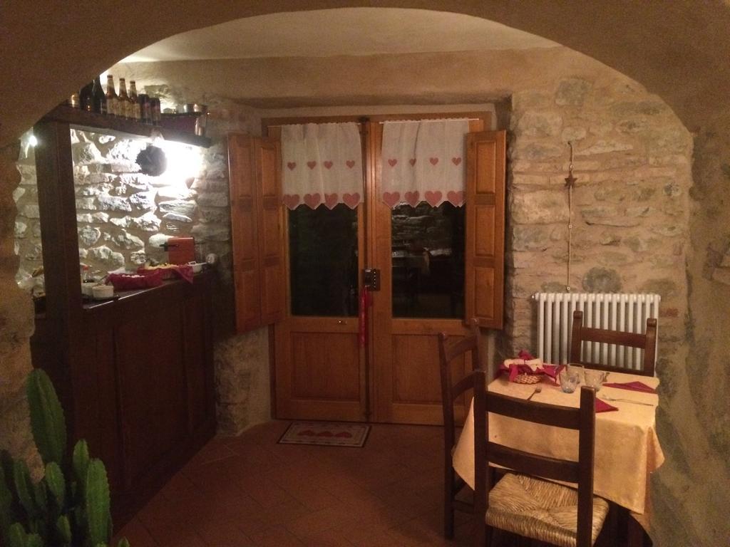 Alloggio per agriturismo I Chiosi Comano (Tuscany)